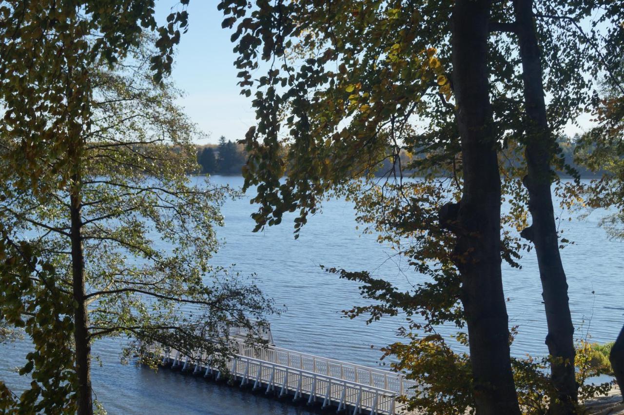 Osrodek Turystyczny Warzenko Hotell Exteriör bild