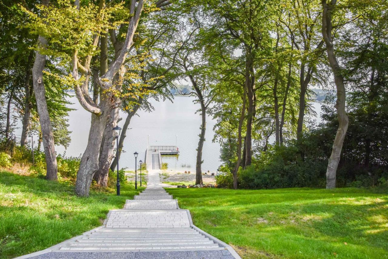 Osrodek Turystyczny Warzenko Hotell Exteriör bild